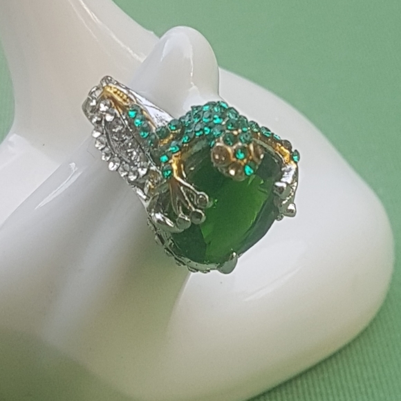 🐸💍 Frog Gem Silver Cocktail Ring - Picture 3 of 8